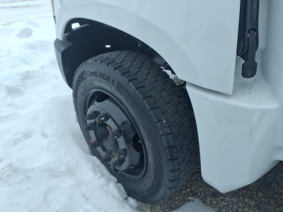 2025 Chevrolet Silverado 6500 HD Work Truck