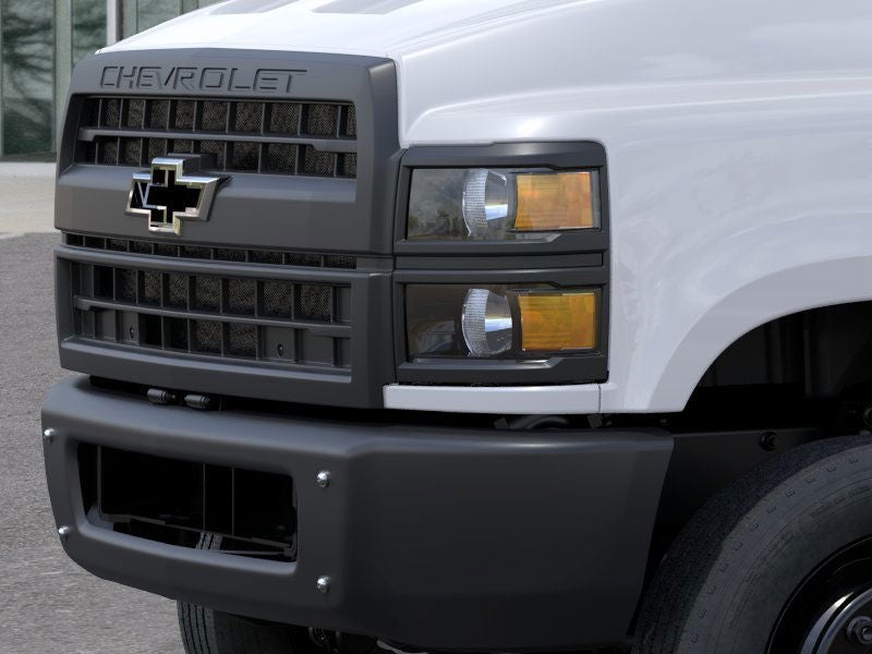 2025 Chevrolet Silverado 6500 HD Work Truck