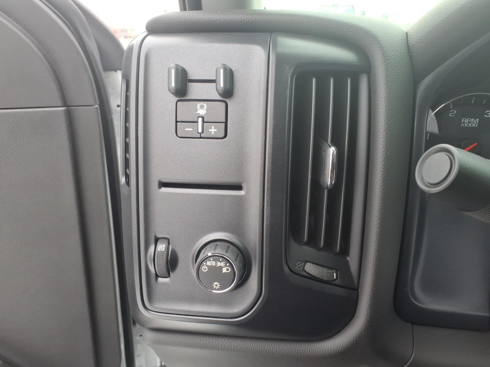 2025 Chevrolet Silverado 6500 HD Work Truck