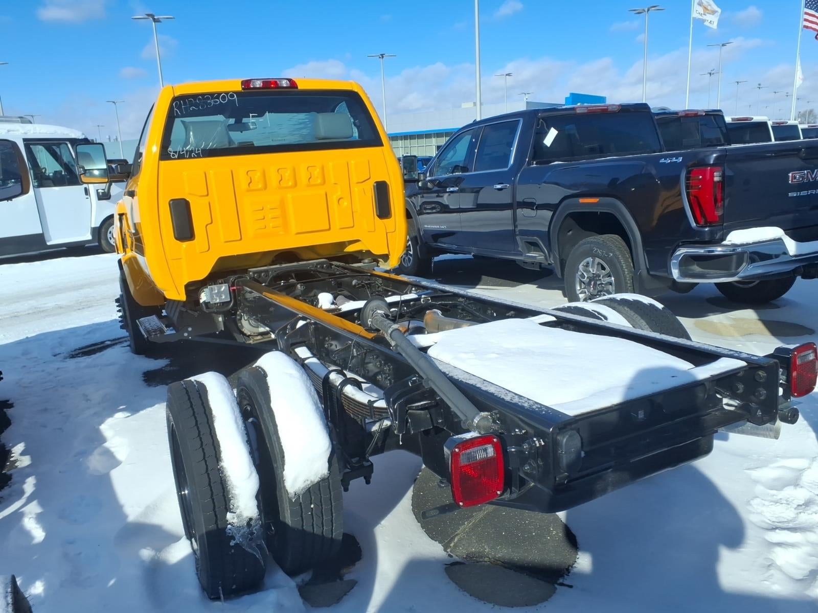 2024 Chevrolet Silverado 4500 HD Work Truck