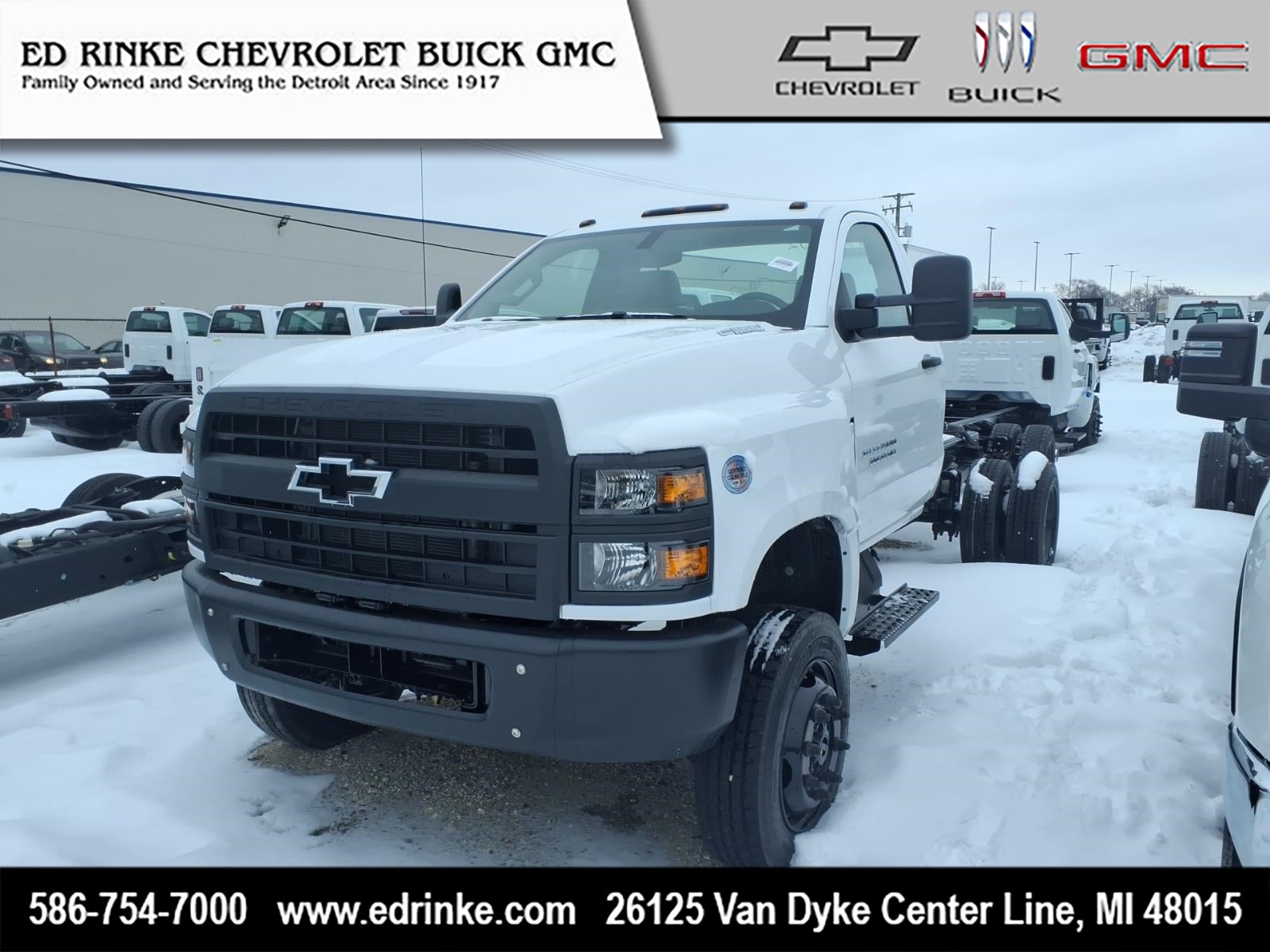 2025 Chevrolet Silverado 5500 HD Work Truck