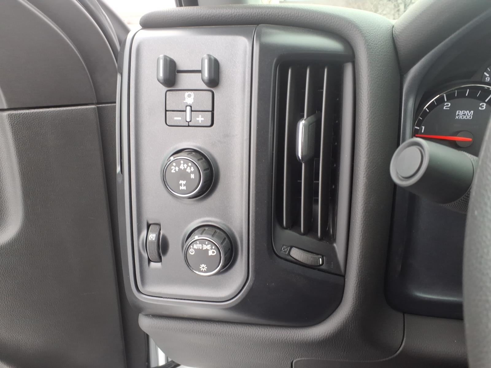 2025 Chevrolet Silverado 5500 HD Work Truck