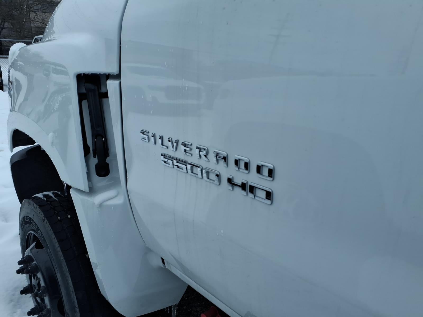 2025 Chevrolet Silverado 5500 HD Work Truck