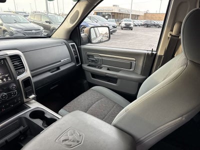 2017 RAM 1500 Big Horn Crew Cab 4x4 5'7" Box