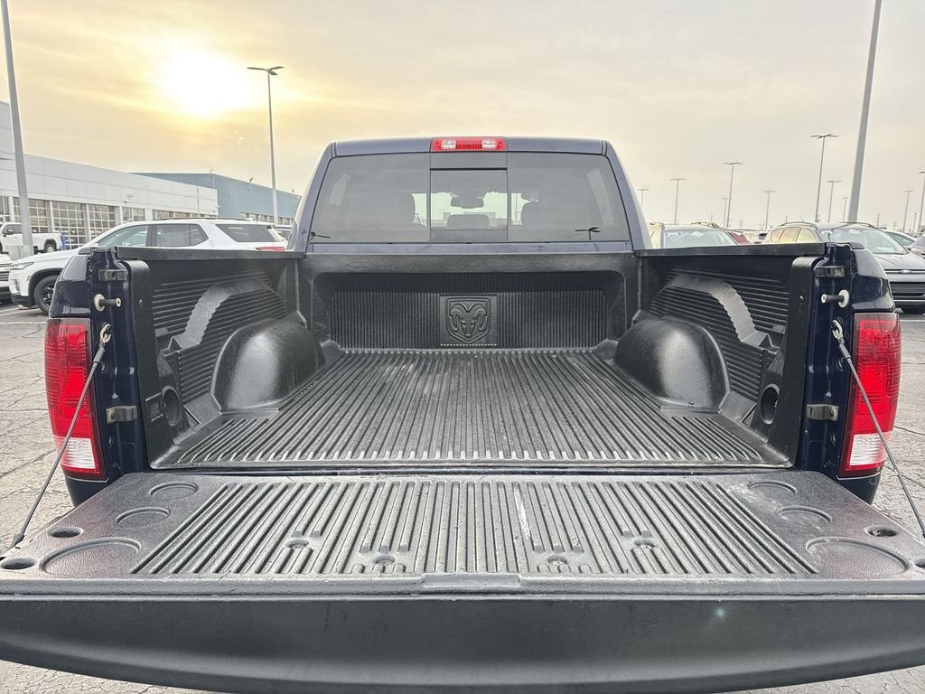 2017 RAM 1500 Big Horn Crew Cab 4x4 5'7" Box