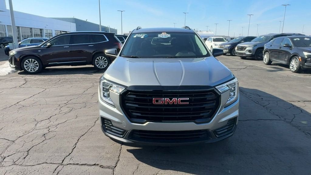 2023 GMC Terrain SLE
