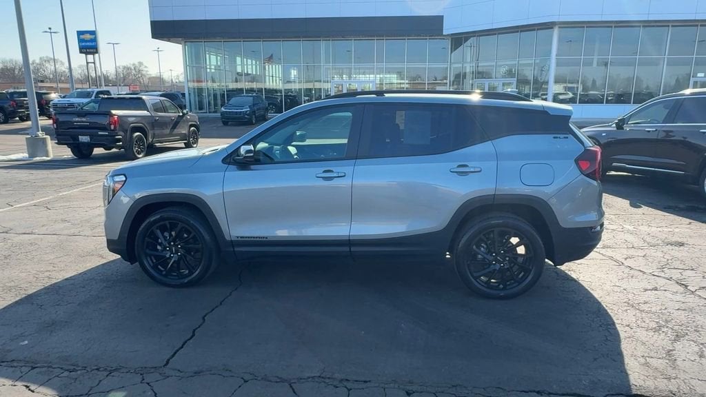 2023 GMC Terrain SLE