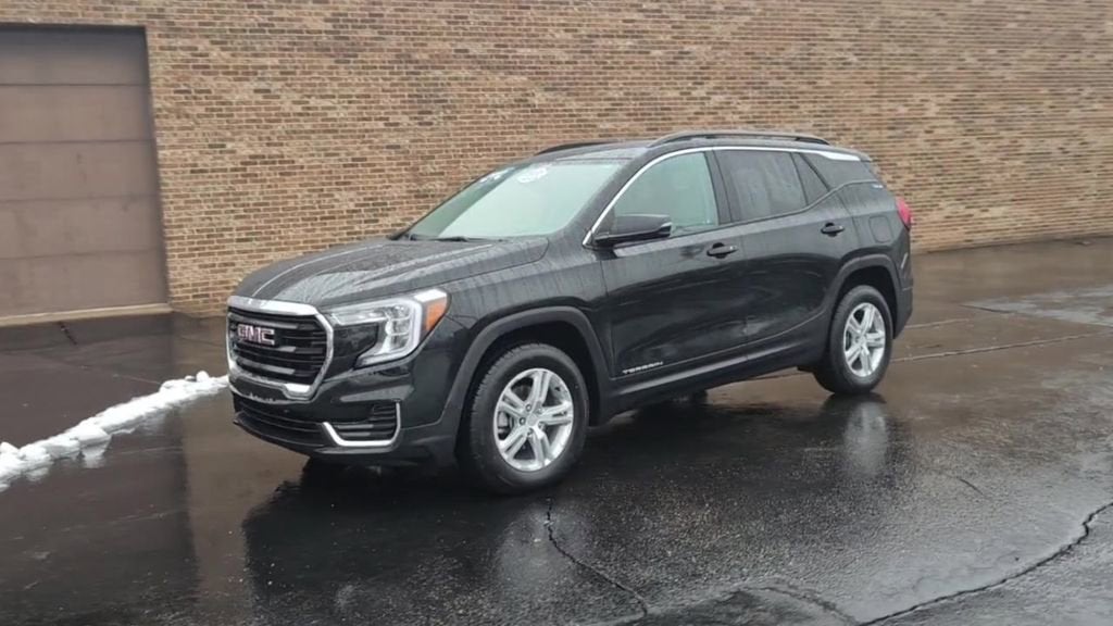 2023 GMC Terrain SLE