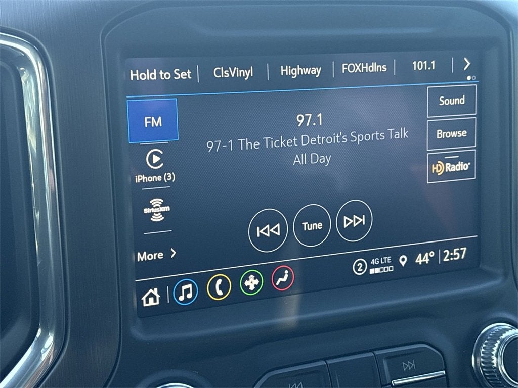 2021 GMC Sierra 1500 AT4