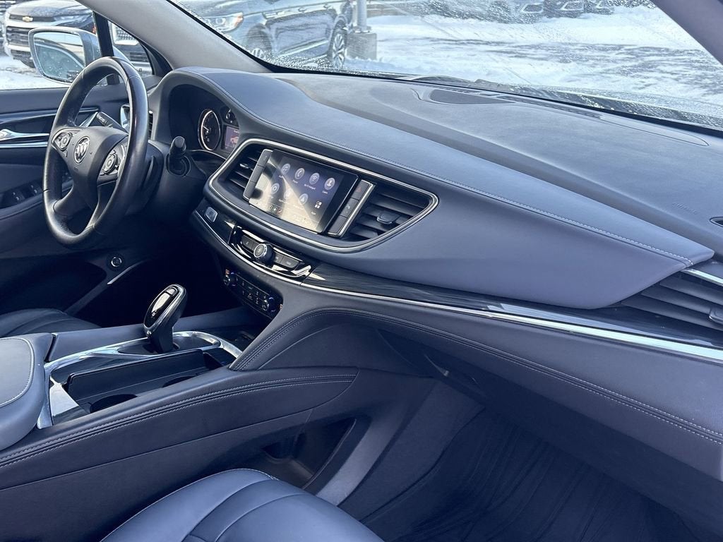 2020 Buick Enclave Essence