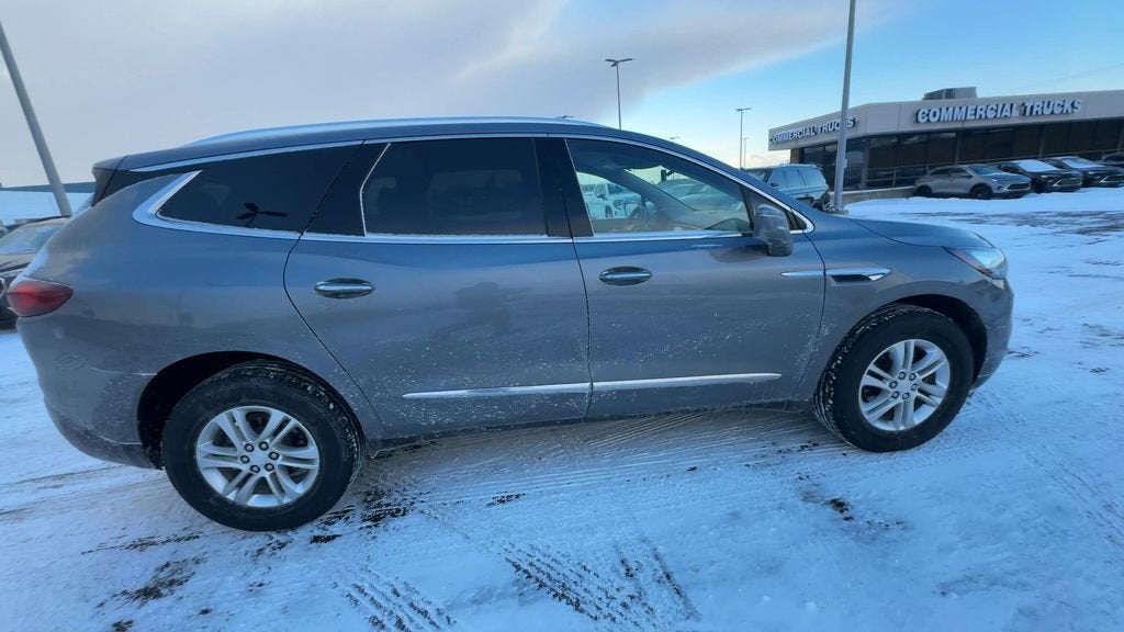 2020 Buick Enclave Essence