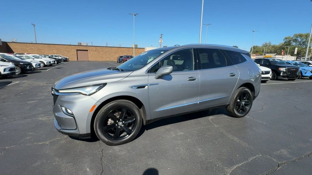 2024 Buick Enclave Essence