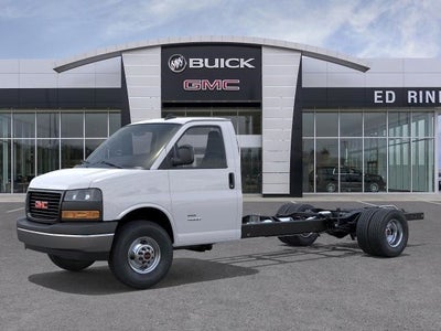 2025 GMC Savana Cutaway 3500 1WT