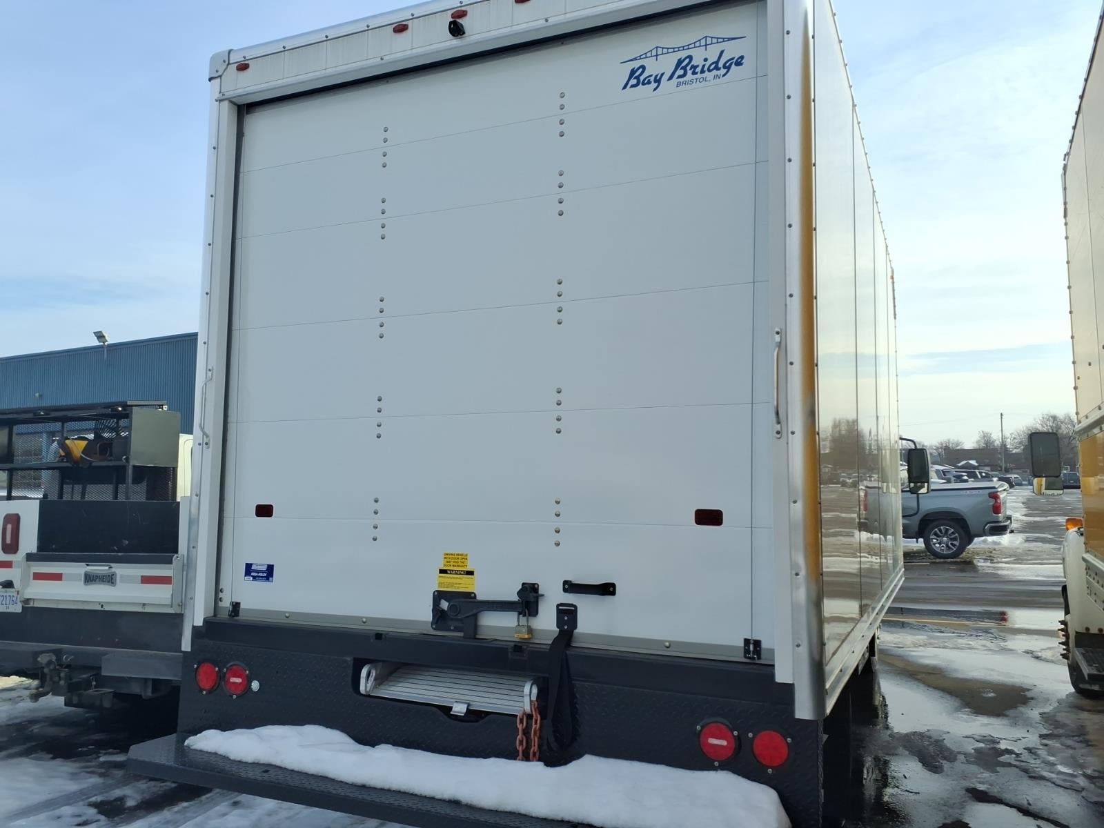 2025 Chevrolet Low Cab Forward 5500 XD Base