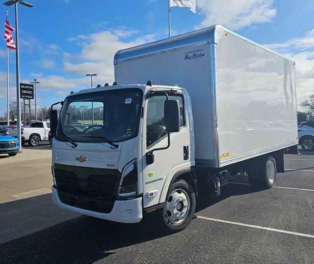 2025 Chevrolet Low Cab Forward 5500 XD Base